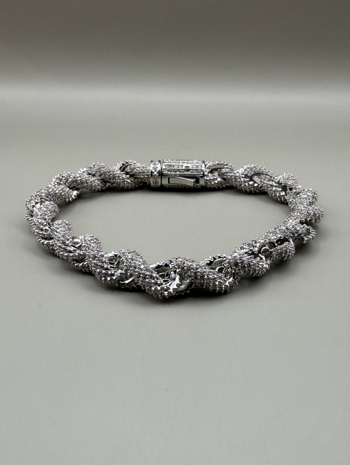Torzal con zirconias