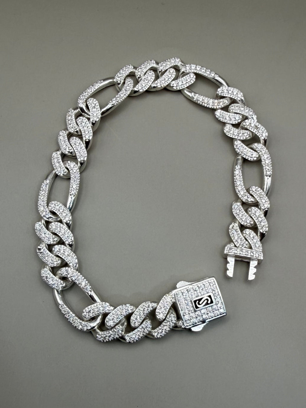Cartier con zirconias